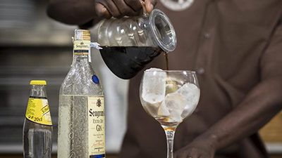 Del mojito al “cold brew”: cinco recetas fáciles para tomar el café bien frío