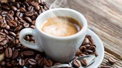 ¿El café es bueno para el cerebro? Una experta de Harvard ha analizado cómo afecta a la salud