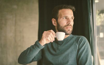 Este cardiólogo desvela cuál es la mejor hora del día para tomar café